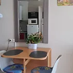 Meuble Face Mer, Plein Centre De La Gde Des Sables D'olonne Parking Et Fibre Gratuits * Les Sables-dʼOlonne