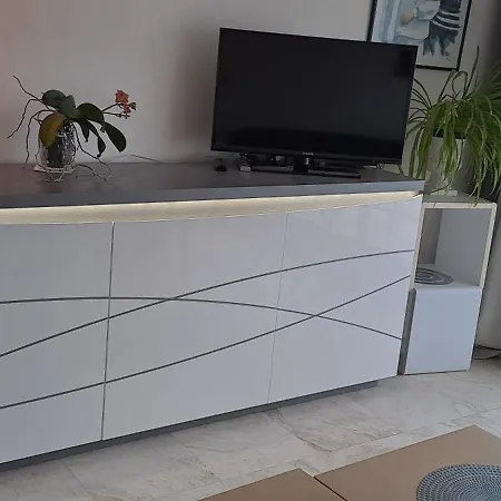 35m2 Vue De 3,50m Sur Avec Balcon Ouvert Comme A L'hotel Vous Arrivez Avec Valises Parking Et Fibre Gratuits Draps Et Serviettes Sur Place 公寓 *